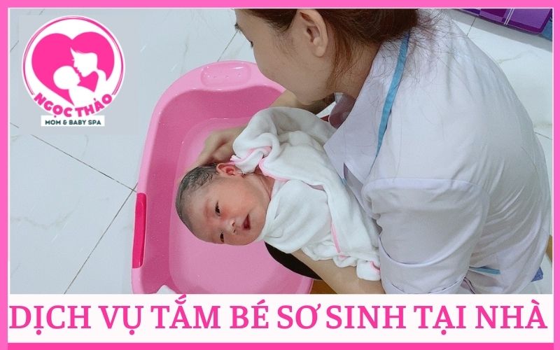 Dịch vụ tắm bé tại nhà quận 4