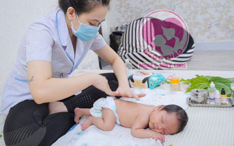 Dịch vụ chăm sóc sau sinh giúp bé phát triển khỏe mạnh