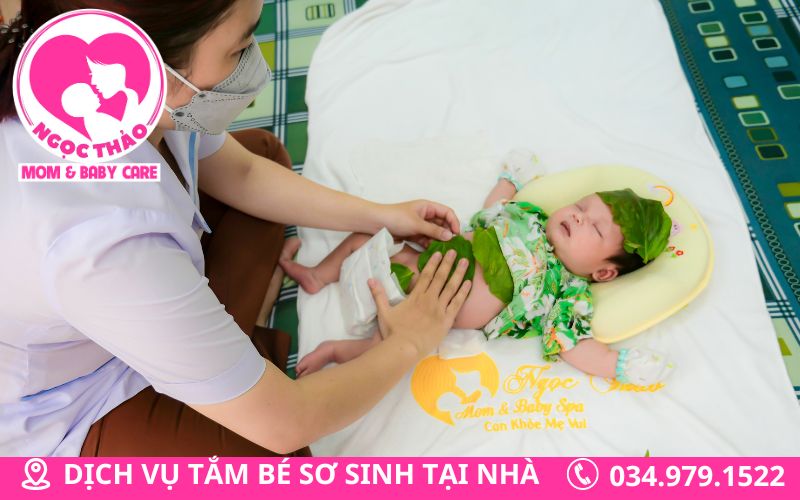 Hơ lá trầu cho bé sơ sinh tại nhà