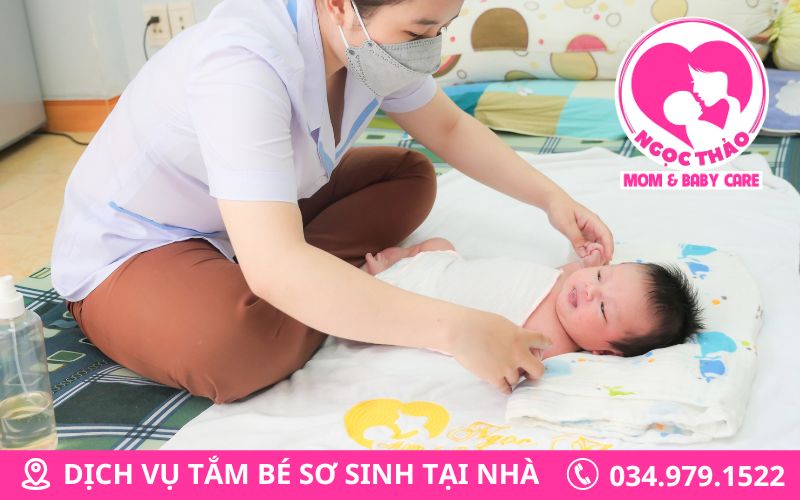 Tập vận động tập thể dục cho bé