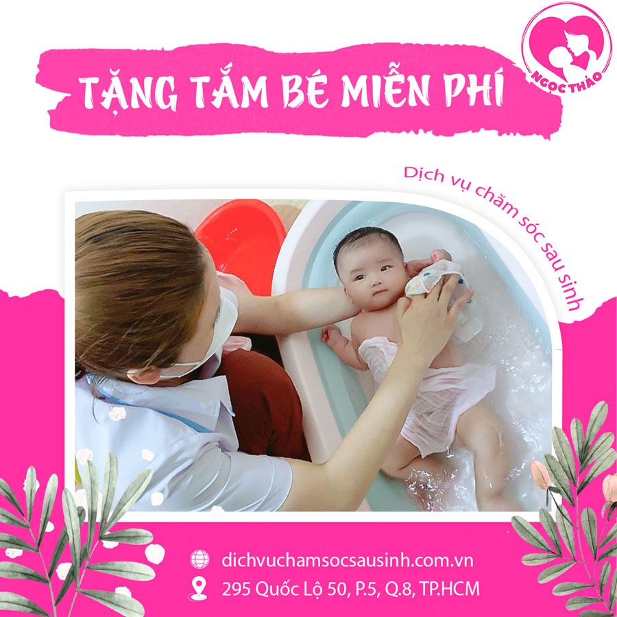 Dịch vụ chăm sóc mẹ và bé Sài Gòn tắm bé 0 đồng