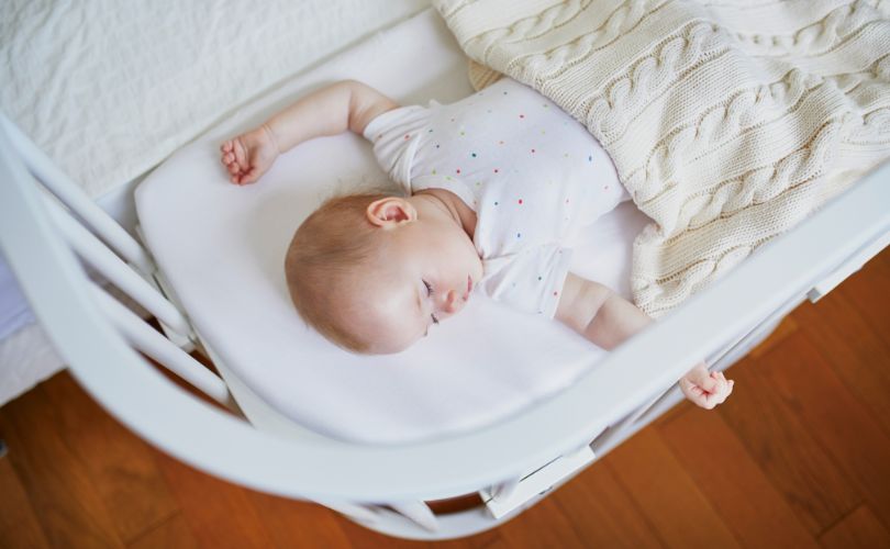 Tạo không gian thoải mái giúp bé tự ngủ